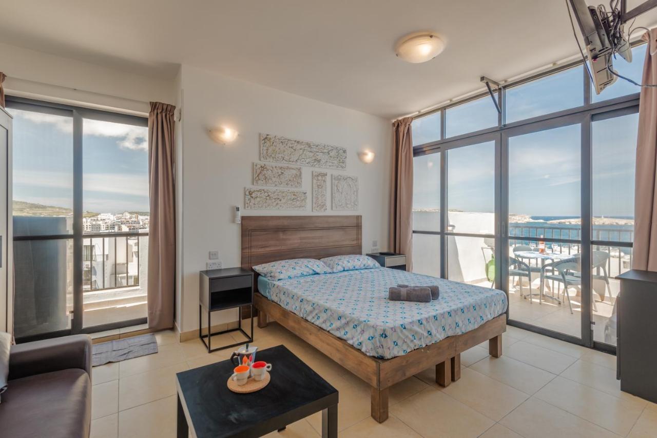 Penthouse With Seaview Terrace Apartment St. Paul's Bay Bagian luar foto